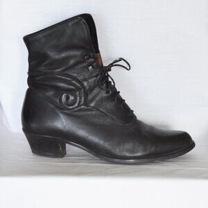 Santana Black Leather Lace-Up Ankle Boots - Canada